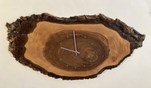 Klaus Luczus Uhr aus Holz